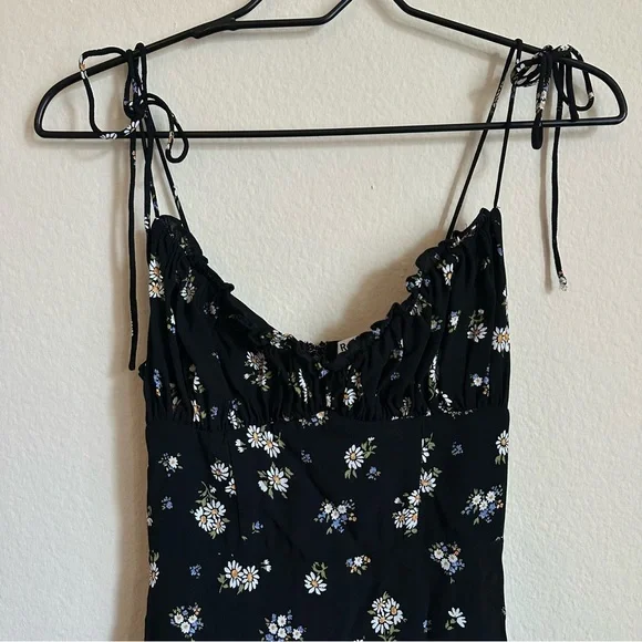 Reformation Embry Dress - Picture 6 of 6